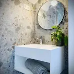 Villa La O Wood & Chic *
