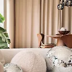 La O Wood & Chic Villa *